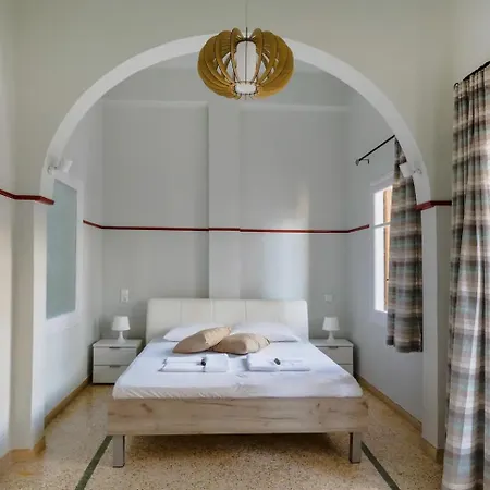 Old Harbor Christos Апартаменты Ханья